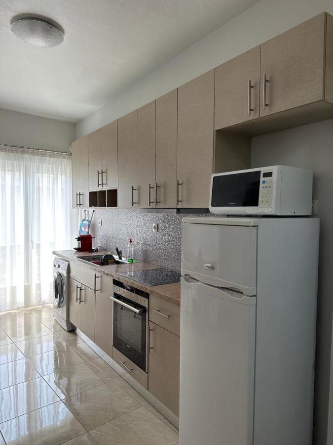 Καλαισθητο Διαμερισμα Διπλα Στο Μετρο Appartamento Atene Esterno foto